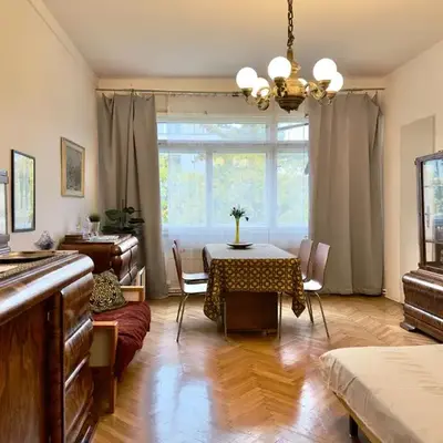 Apartment Sedlčanská - You Will Save Money Here - equipped with antique furniture