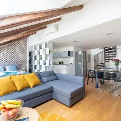 Duplex apartment with AC in Prague Center