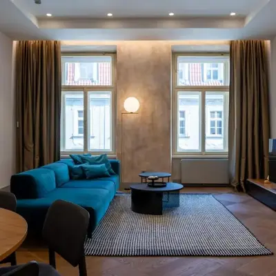 Luxury Old Town Apt