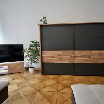 TRUHLÁŘSKÁ 4 APARTMENT