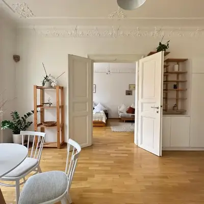 3BDR Bohemian style central flat with Balcony