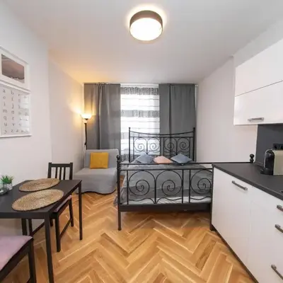 Nekazanka studio apartment