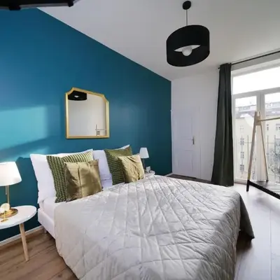 Majestic Square View Residence