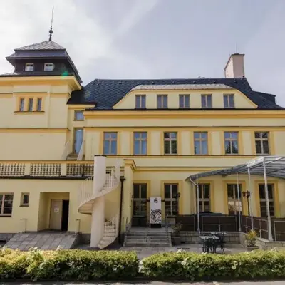 Palace Inn