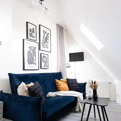 Rentero Artsy Roof Top Apartment in City Centre