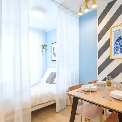 Yellow Apartment - Balcony