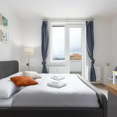 Apartment near the subway with a terrace