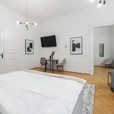 2# Fancy share Apartment with Own Bathroom