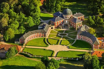 an aerial view of a large house with a garden at Dům ve Vraňanech in Mělník