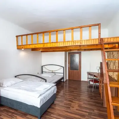 Apartment Charkovska 18