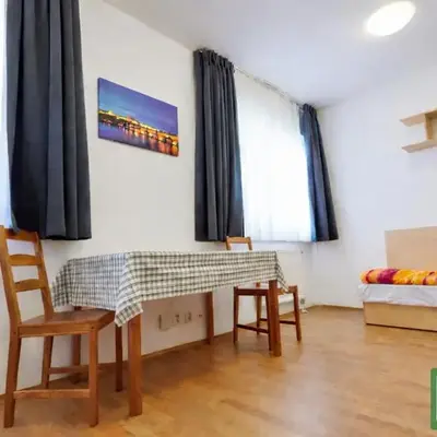 University Hotel