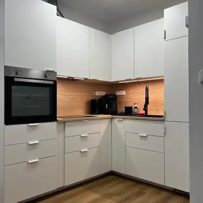 Apartment A l Modern Stay with Parking