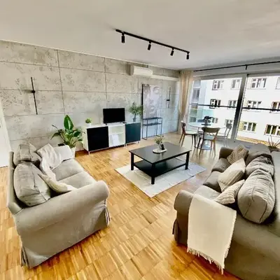 Spacious Apartment near City Center with Balcony and Garage Parking