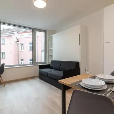 SMART Studio with Ultra Fast 1Gbps WiFi and Air Conditioning