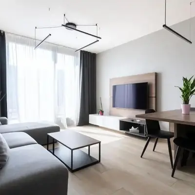 Spacious Top Floor Flat