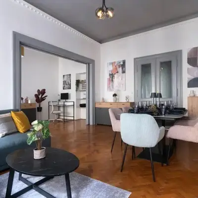 3 Bedroom - Central Superior-Flat 115m2