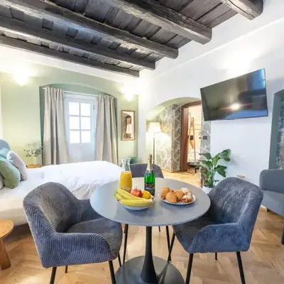 Adam's Apartment - Great Price & Best Location