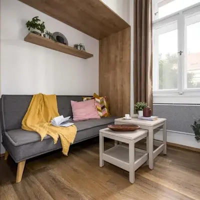 Prague Days - Cozy Studio with Netflix in Karlín