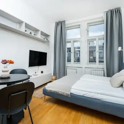 Rentero Charles square studio apartment Parking on request