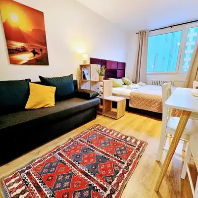 TERRACE-VIEW 2BR PRAGUE APARTMENTS for Business & Leisure