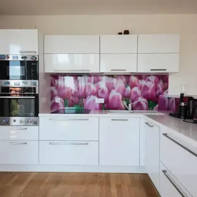 Cosy and spacious apartment with the view to the garden