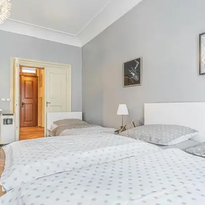 Karmelitska 2 luxury 1B apartment