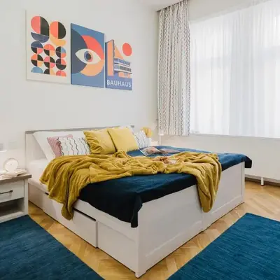 Prague Days - Two-bedroom Apartment with Parking Space and 2 bathrooms in Vinohrady