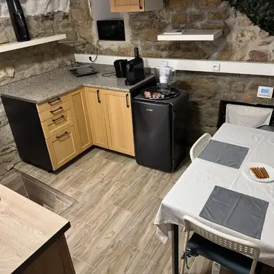Suterénní apartmán na Hejtmánce u letiště v Mladé Boleslavi