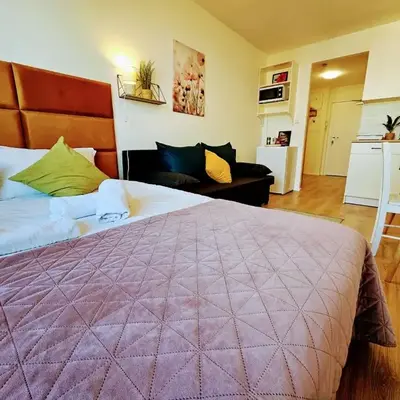 LIVE-INN PRAGUE 1 BDR CITY VIEW SUITE FOR 1-4 GUESTS