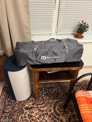 a sleeping bag sitting on top of a table at Country home Chez Nous U nas in Tetín