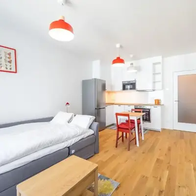 Peaceful and cosy newly built studio with parking