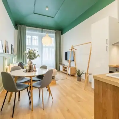 HOMELY I 50m2 central APT I ELEVATORI Park & Museum View