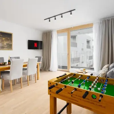 Stylish Flat by the Metro