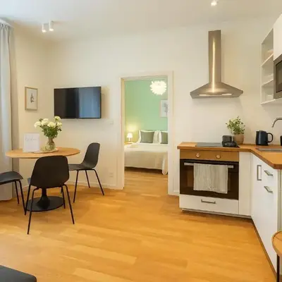 HOMELY I Central 38m2 APT I ELEVATOR I Self Check-In