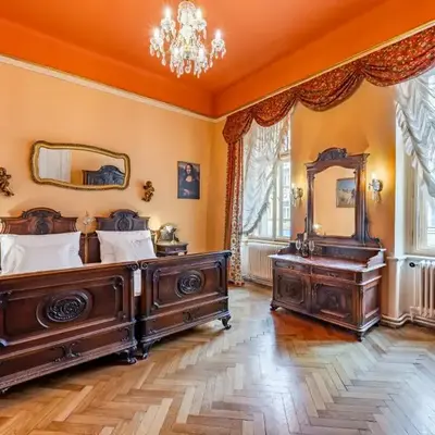 Baroque Grand Apartment XXL - City Center - 160 m2