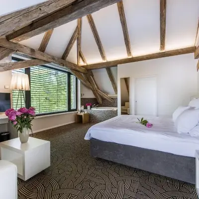 Yard Resort