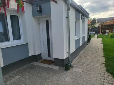a side view of a house with a door at Ubytování U100bodů za švestkovou dráhou