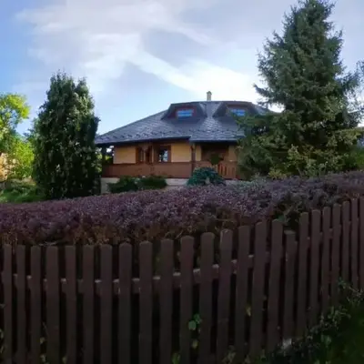 Křivoklátské Johnyho bydlení
