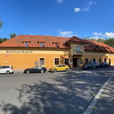 Restaurace a Penzion U Labutě