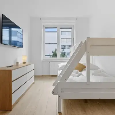 Family apartment with kitchen near the subway