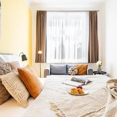Prague Days - One-Bedroom Apartment with TV