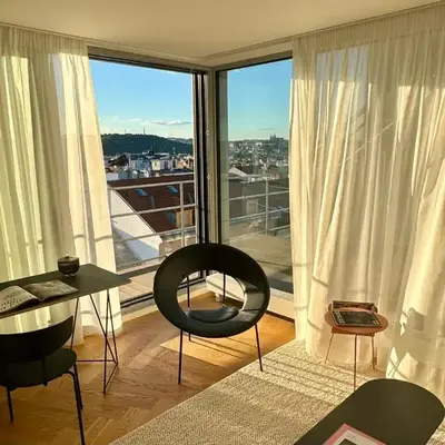 Luxury Penthouse - Castle View