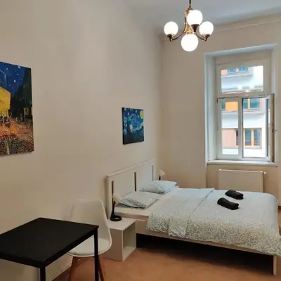 Zizkov Stay - Near City Center