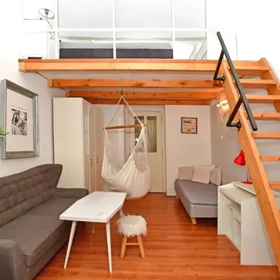 Cozy Apartment in Letná