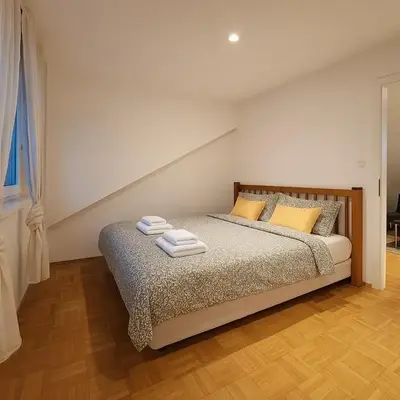 KindStay Suite w Free Parking near Prague Airport