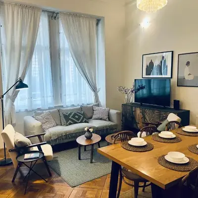 Three Bedroom Apartment near Riegrovy Sady