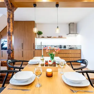 Prague Days - Two Bedroom Riverside Apartment with Gramophone