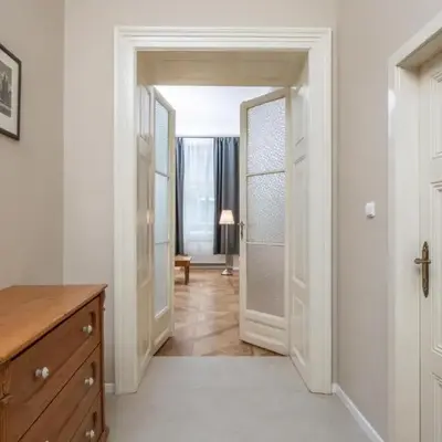 Charming home near Old Town and Central Station
