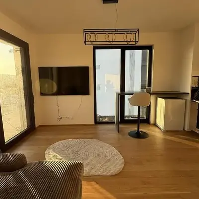 Luxury 3-room apartment with swimming pool - Modřany