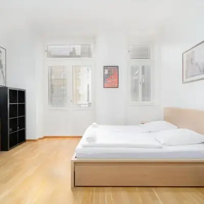 Bright 1 BR